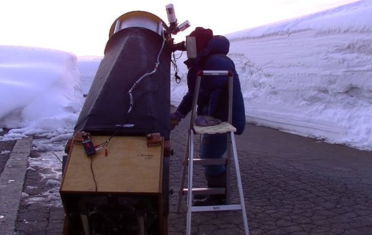 Comet hunting in winter. Photo: Shigeki Murakami